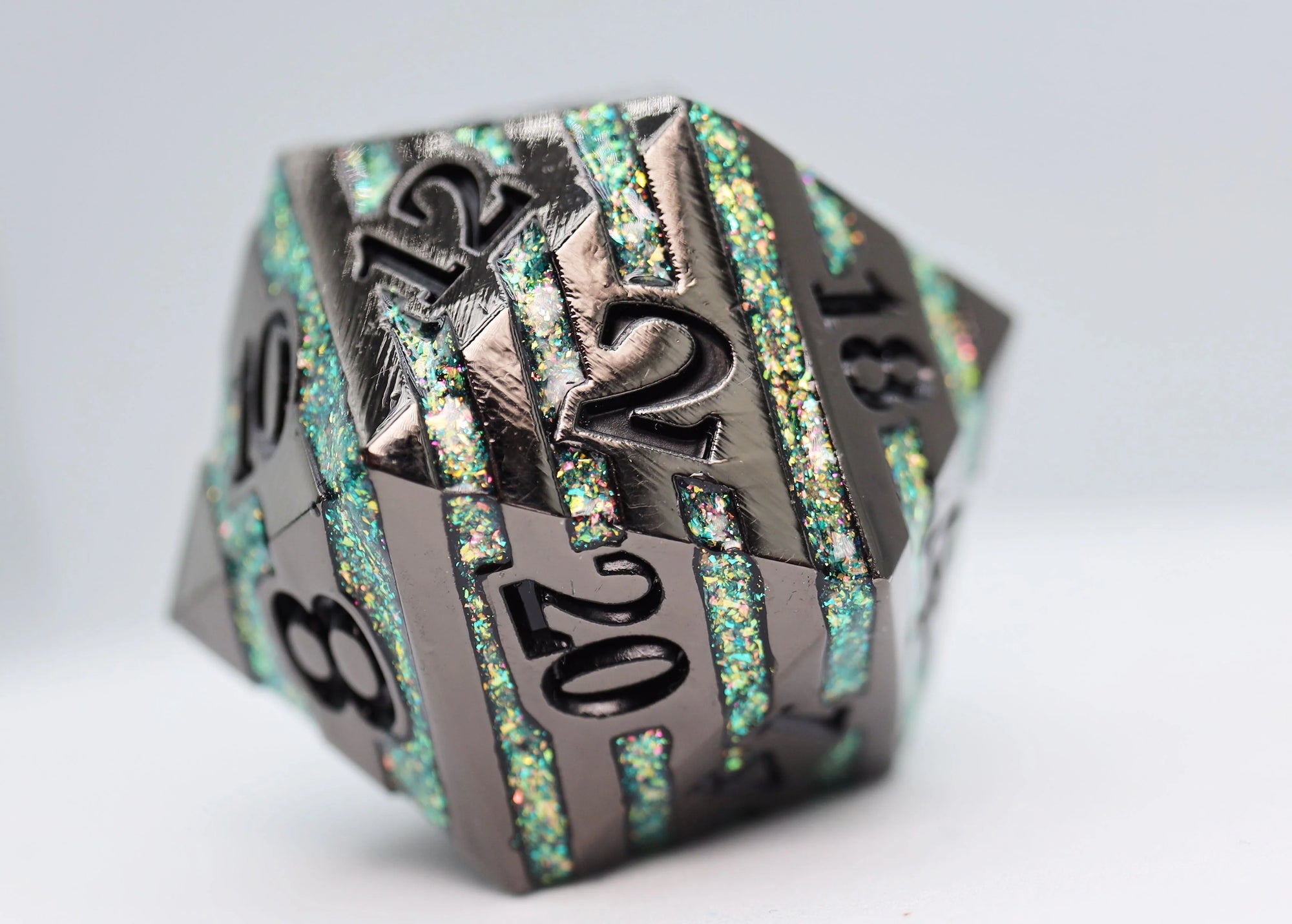 35mm Metal D20 Green Mica